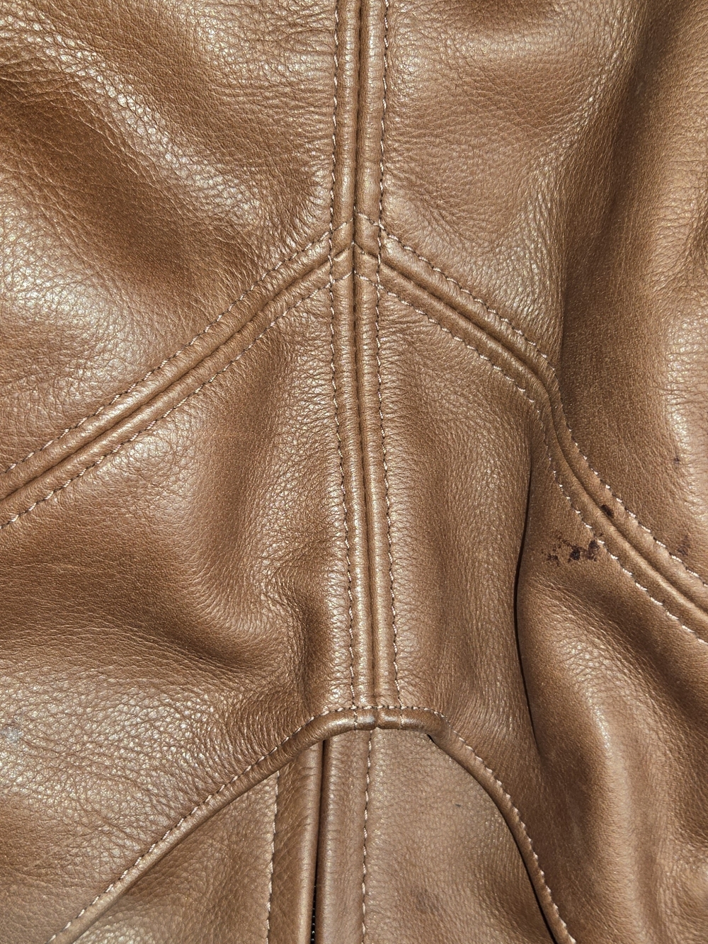 Victoria Leather Classic Shoulder Bag - Brown - Picture 4 of 16